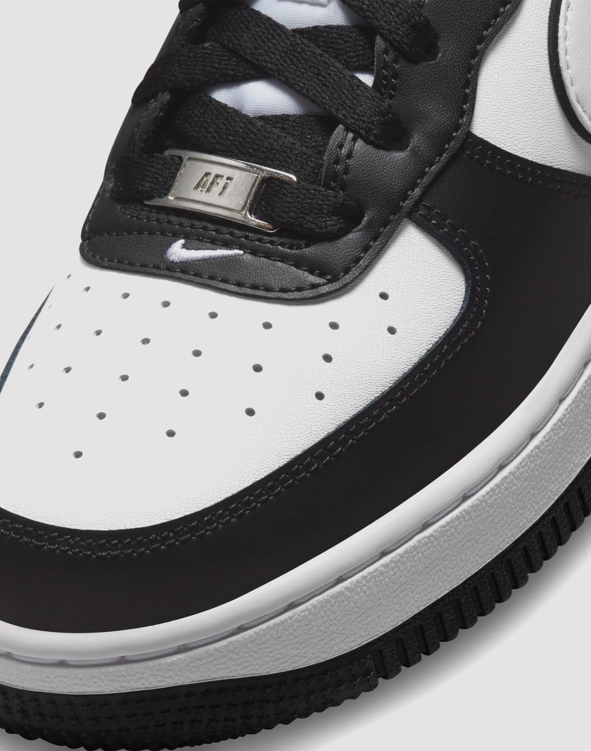 Nike Air Force 1 LV8 2 Grade School Kids' Black/White Air Max Comfort