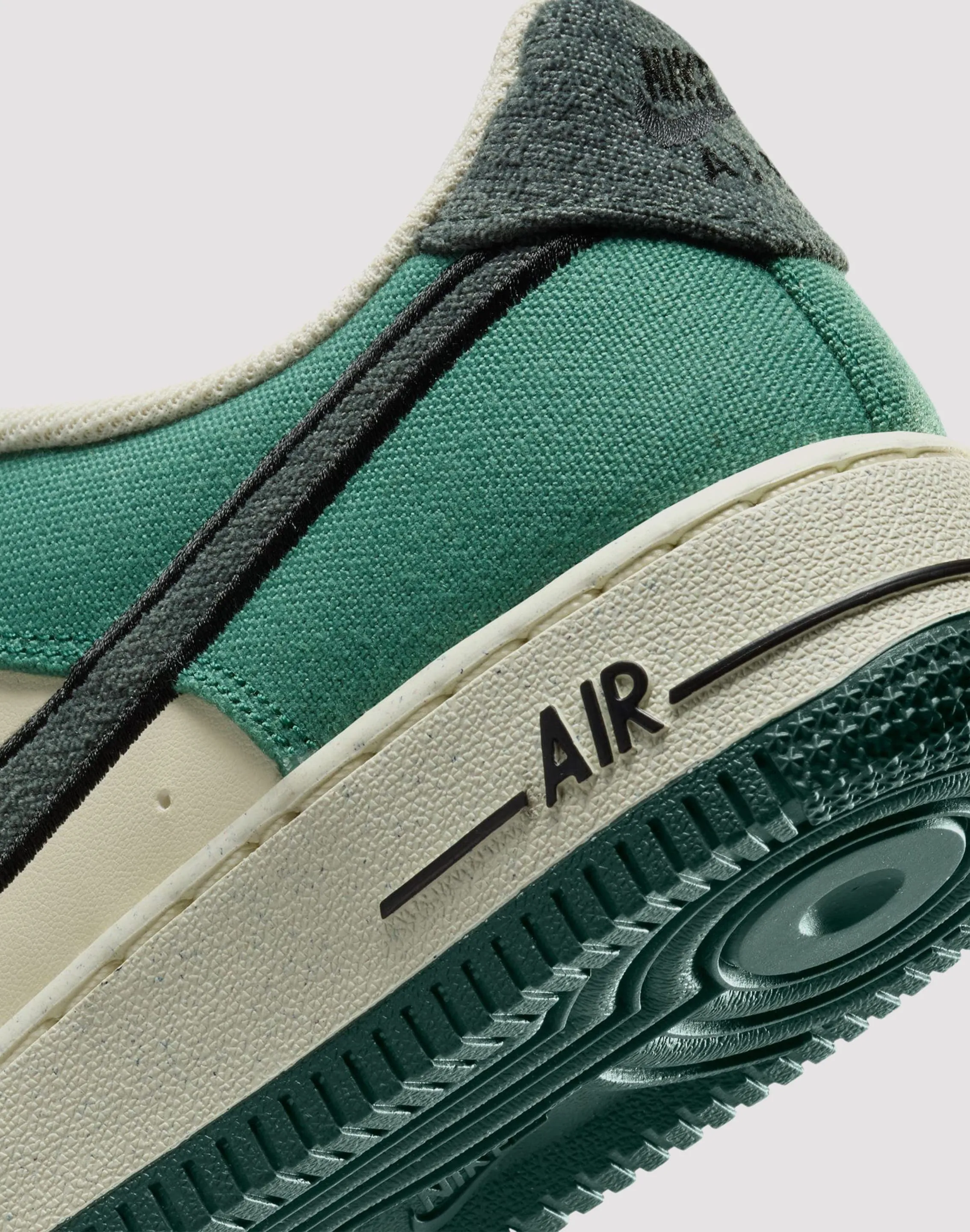 Nike Air Force 1 LV8 Grade School Boys' Coconut Milk/Vintage Green/Bicoastal Air Max Comfort
