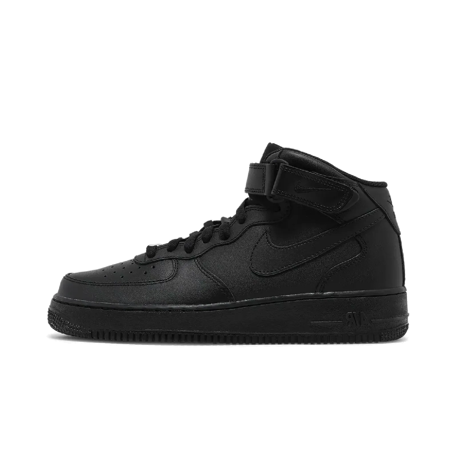 Nike Air Force 1 Mid '07 Triple Black (2021) Nike sporty look with timeless feel