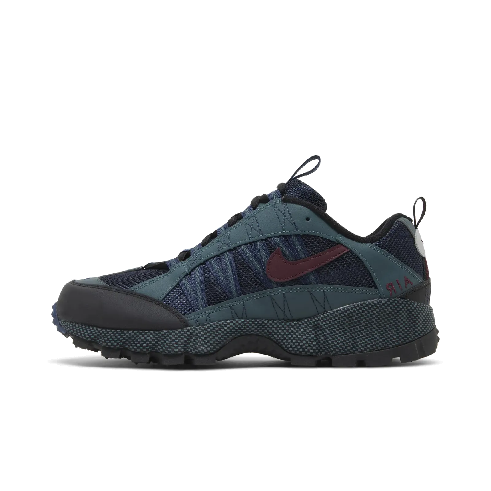 Nike Air Humara QS Faded Spruce Nike sneakers in limited color packs