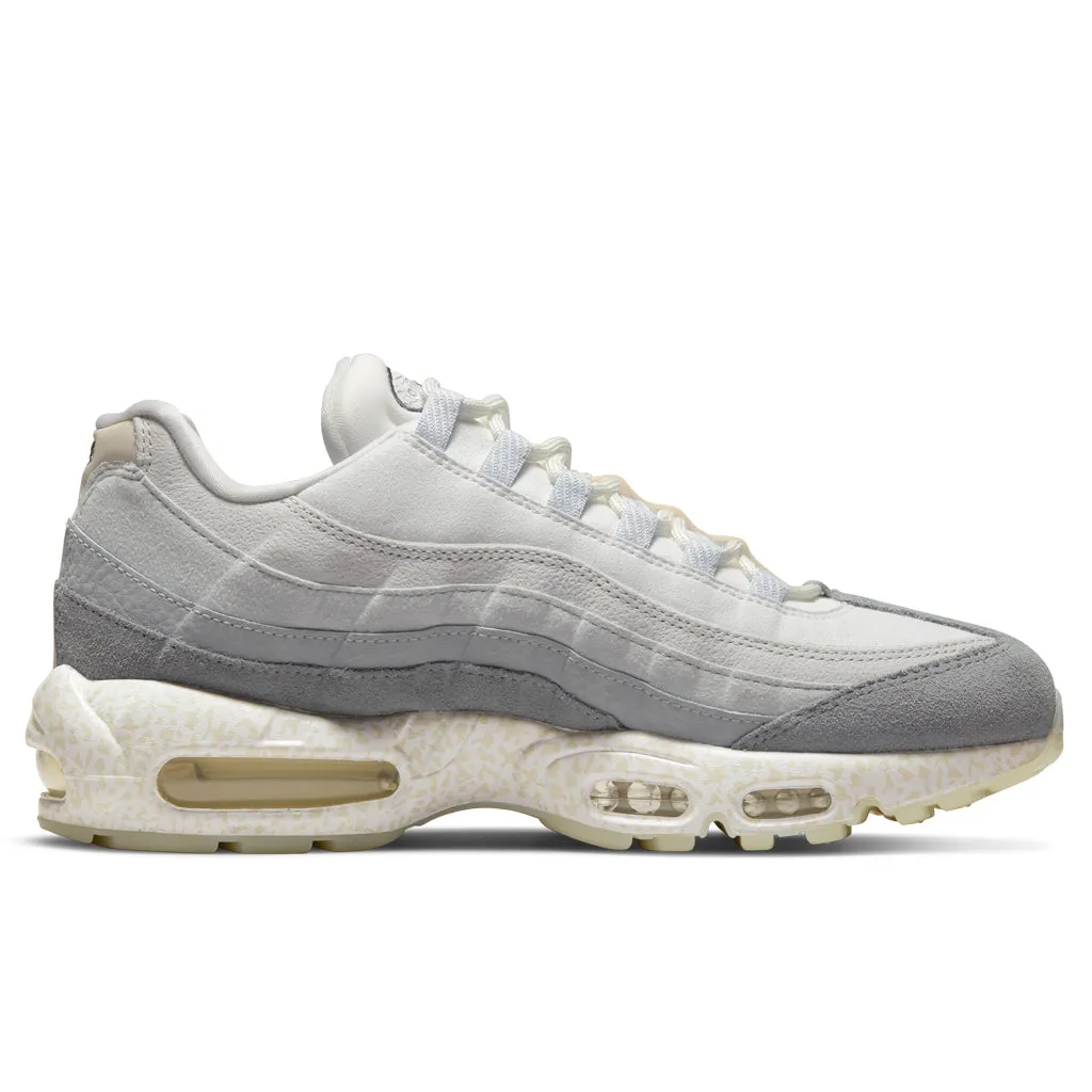Nike Air Max 95 QS "Light Bone" - Summit White/Light Bone Nike trainers with responsive foam