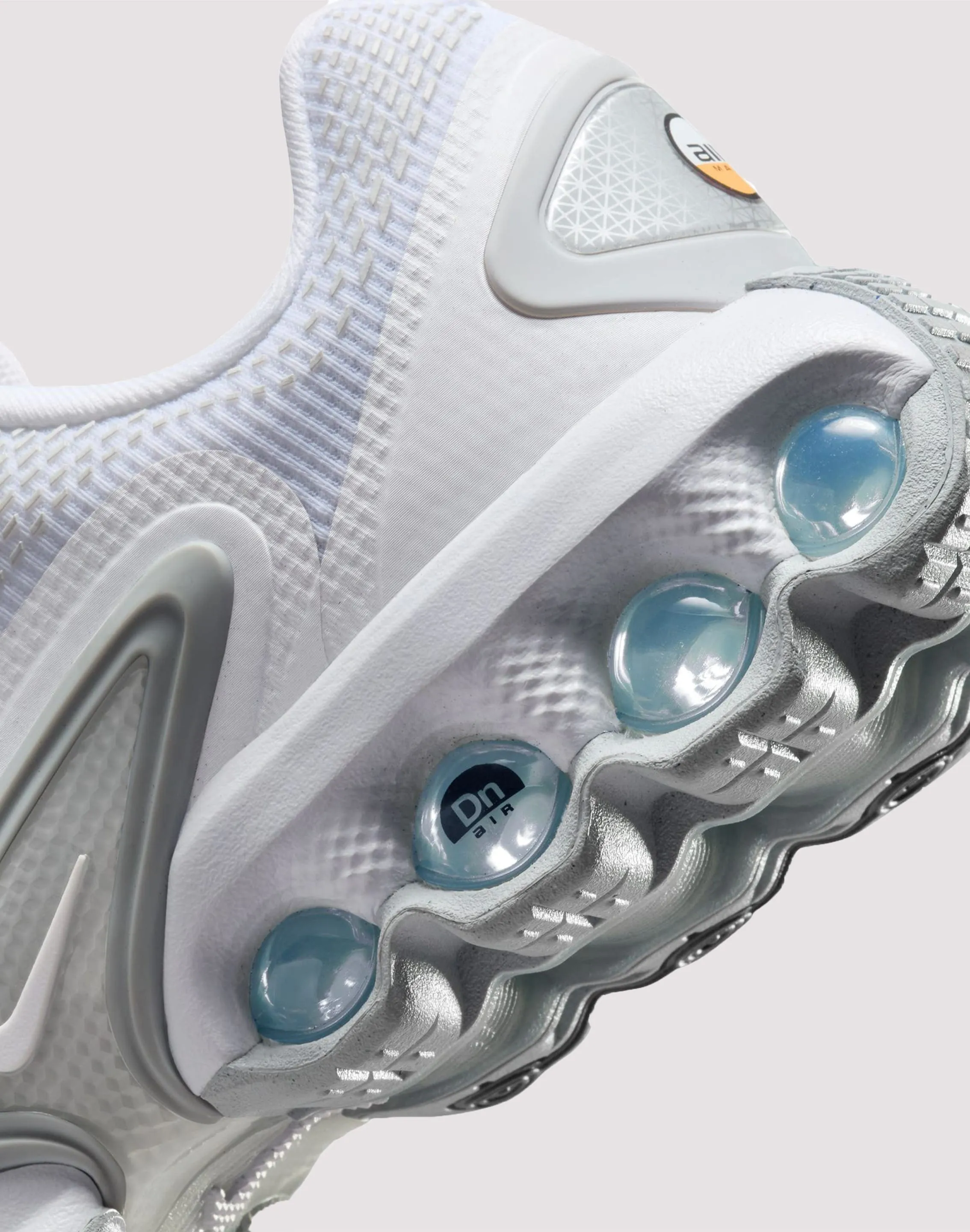 Nike Air Max Dn Grade-School Speed Sneakers