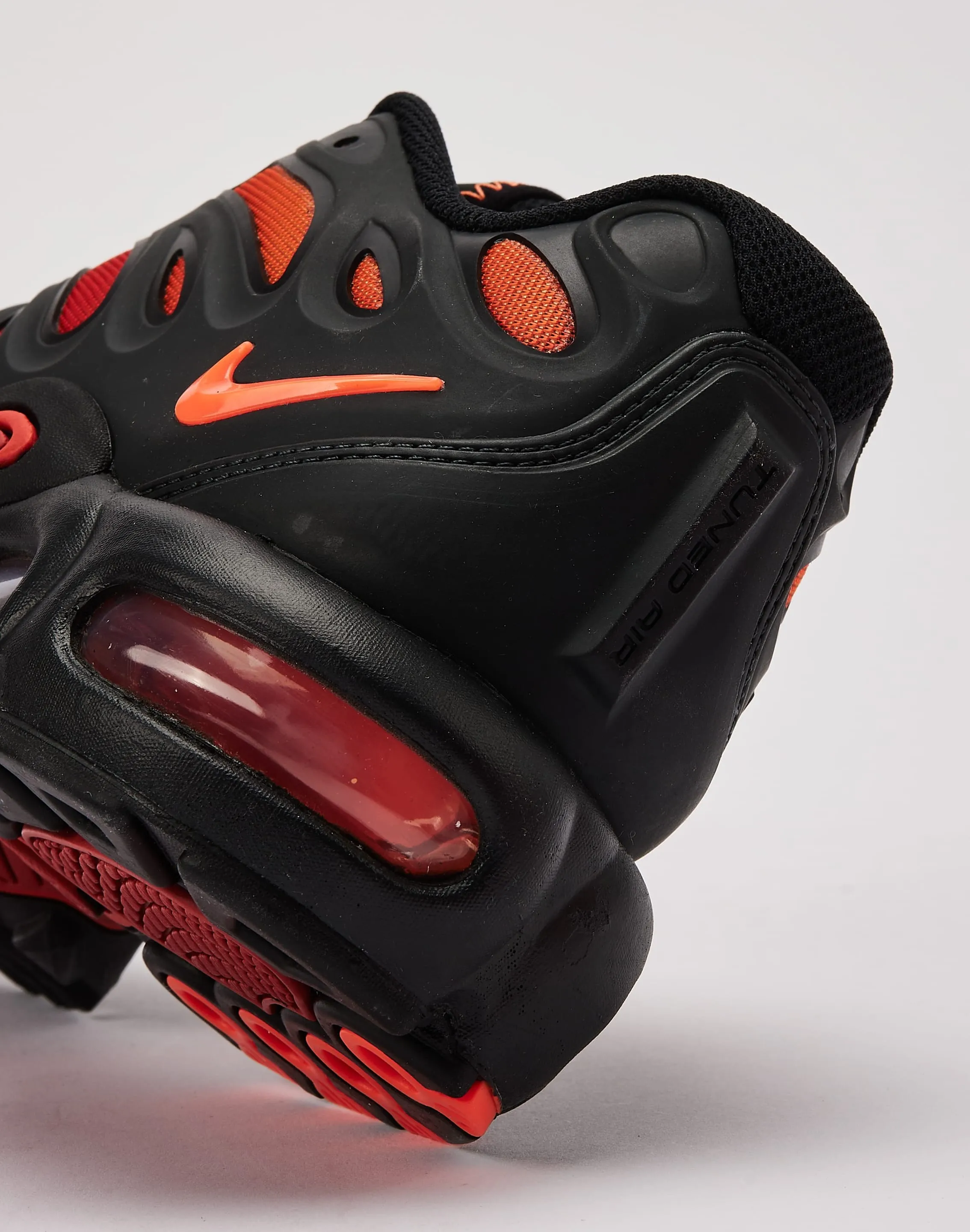 Nike Air Max Plus Drift Speed Sneakers