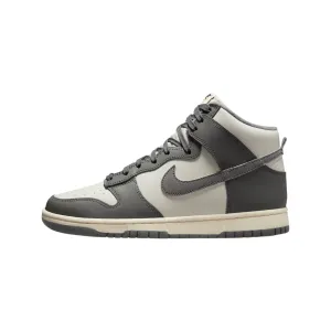 Nike Dunk Hi Vintage Light Bone Grey Nike Dunk sneakers with classic silhouette