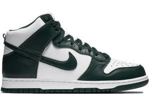 Nike Dunk High SP Spartan Green Nike Dunk sneakers with vintage style