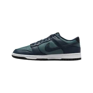 Nike Dunk Low Armory Navy Nike Dunk sneakers with classic silhouette