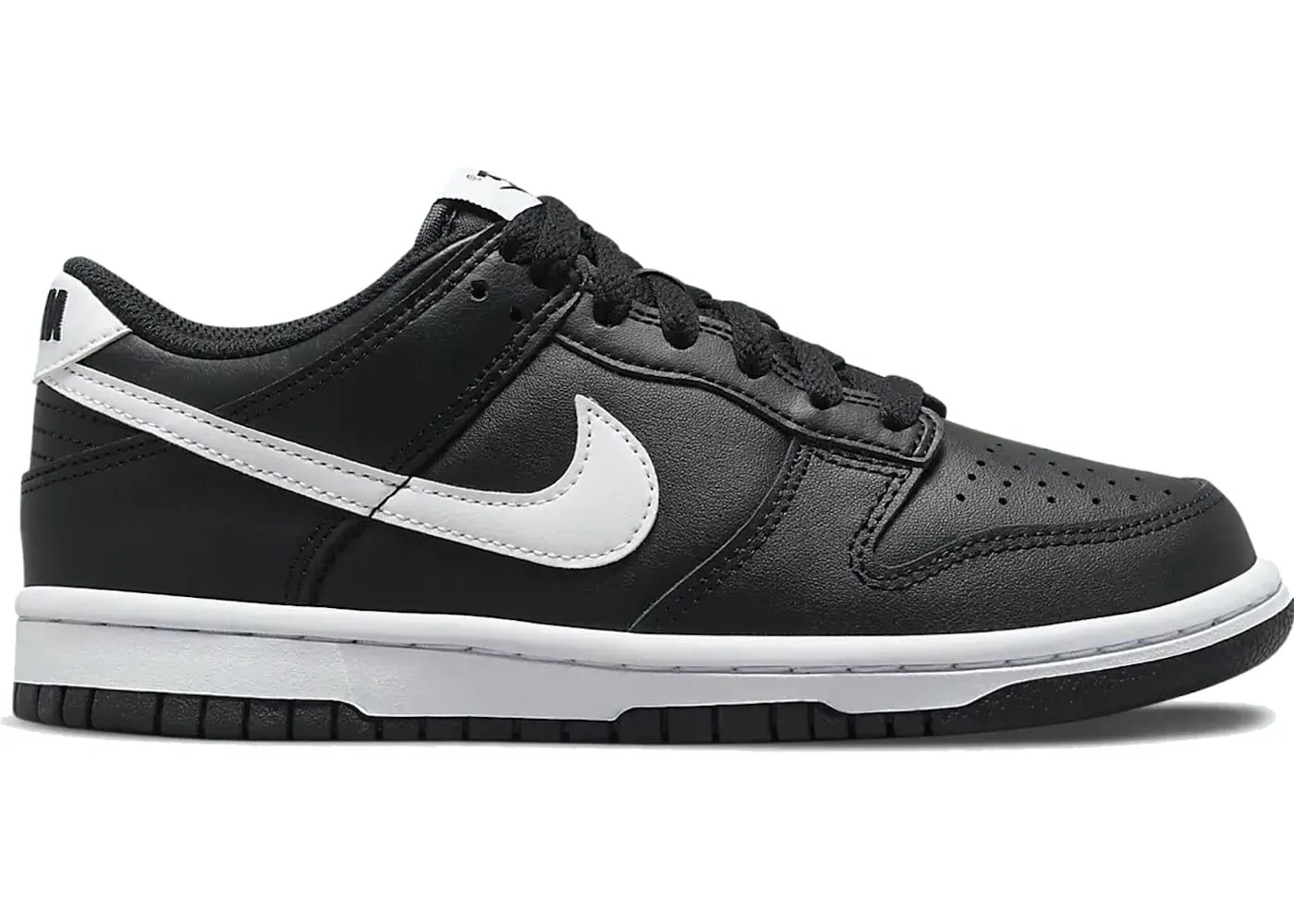 Nike Dunk Low Black Panda 2.0 (GS) Nike Dunk sneakers with vintage style
