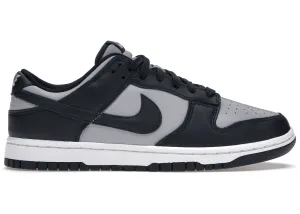 Nike Dunk Low Georgetown Nike Dunk sneakers with vintage style