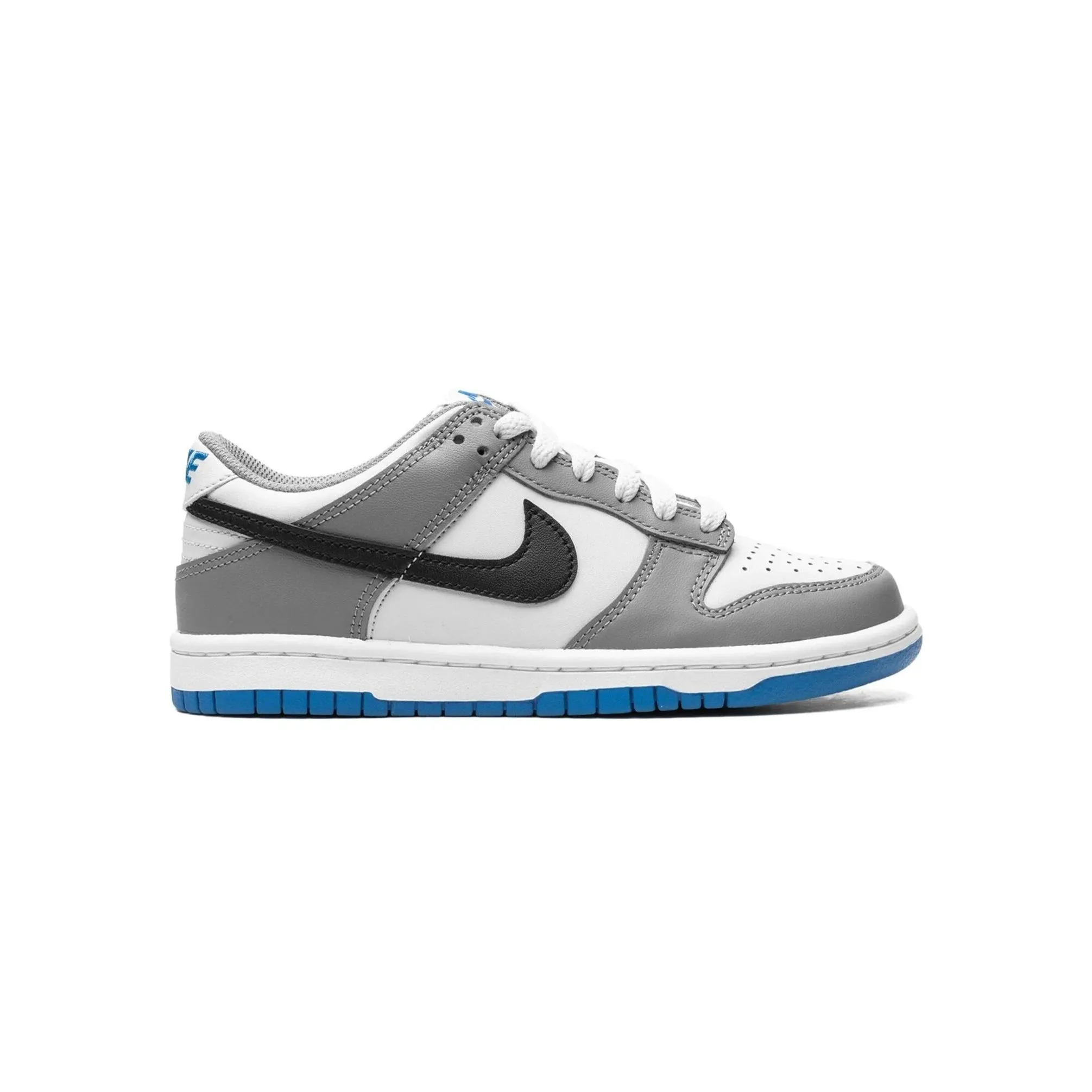 Nike Dunk Low GS Cool Grey Nike Dunk sneakers with classic silhouette