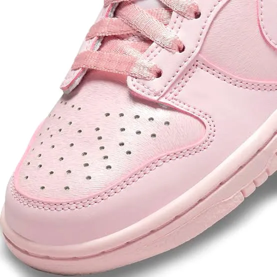 Nike Dunk Low GS Prism Pink Iconic Sneakers
