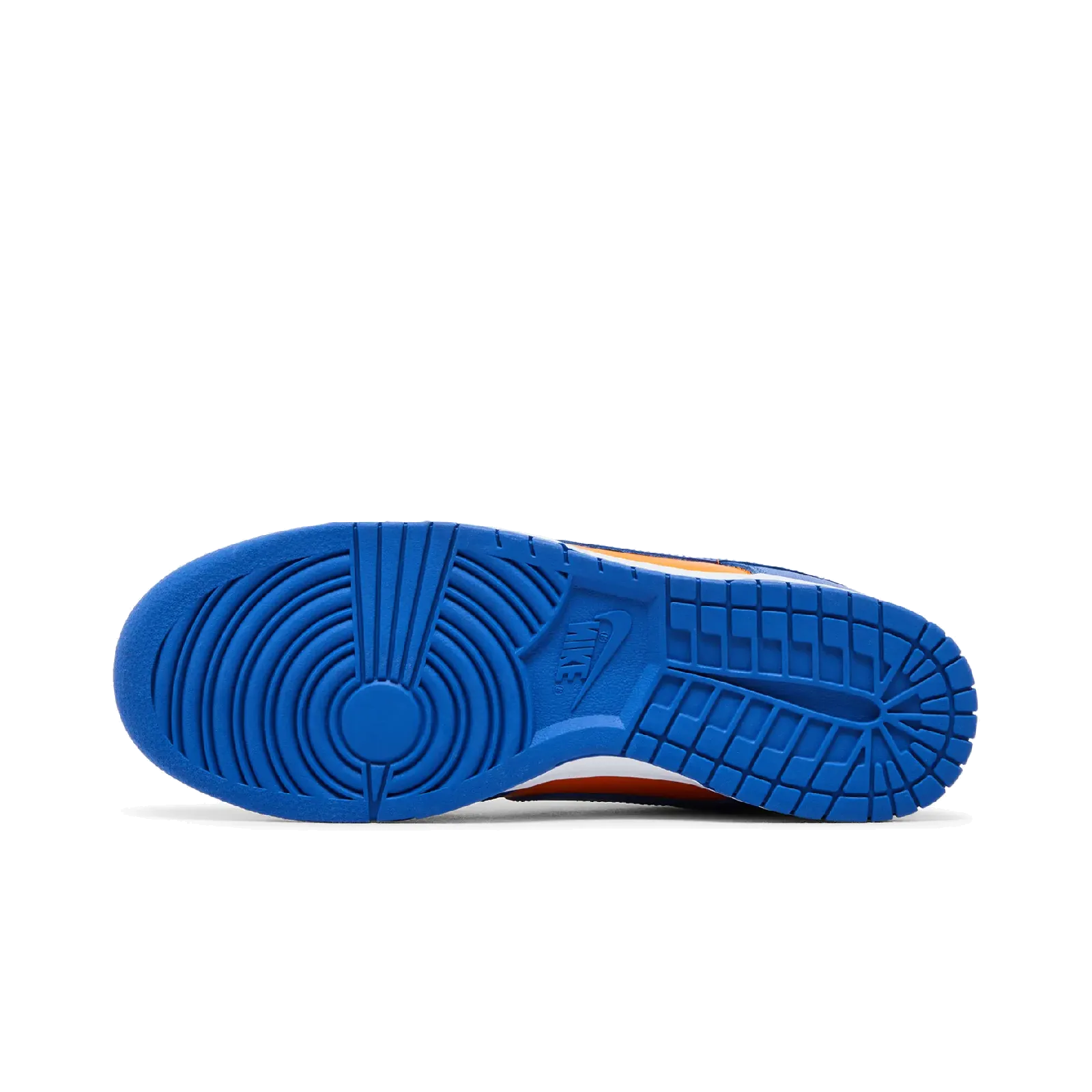 Nike Dunk Low Knicks Nike Timeless Athletic Sneakers