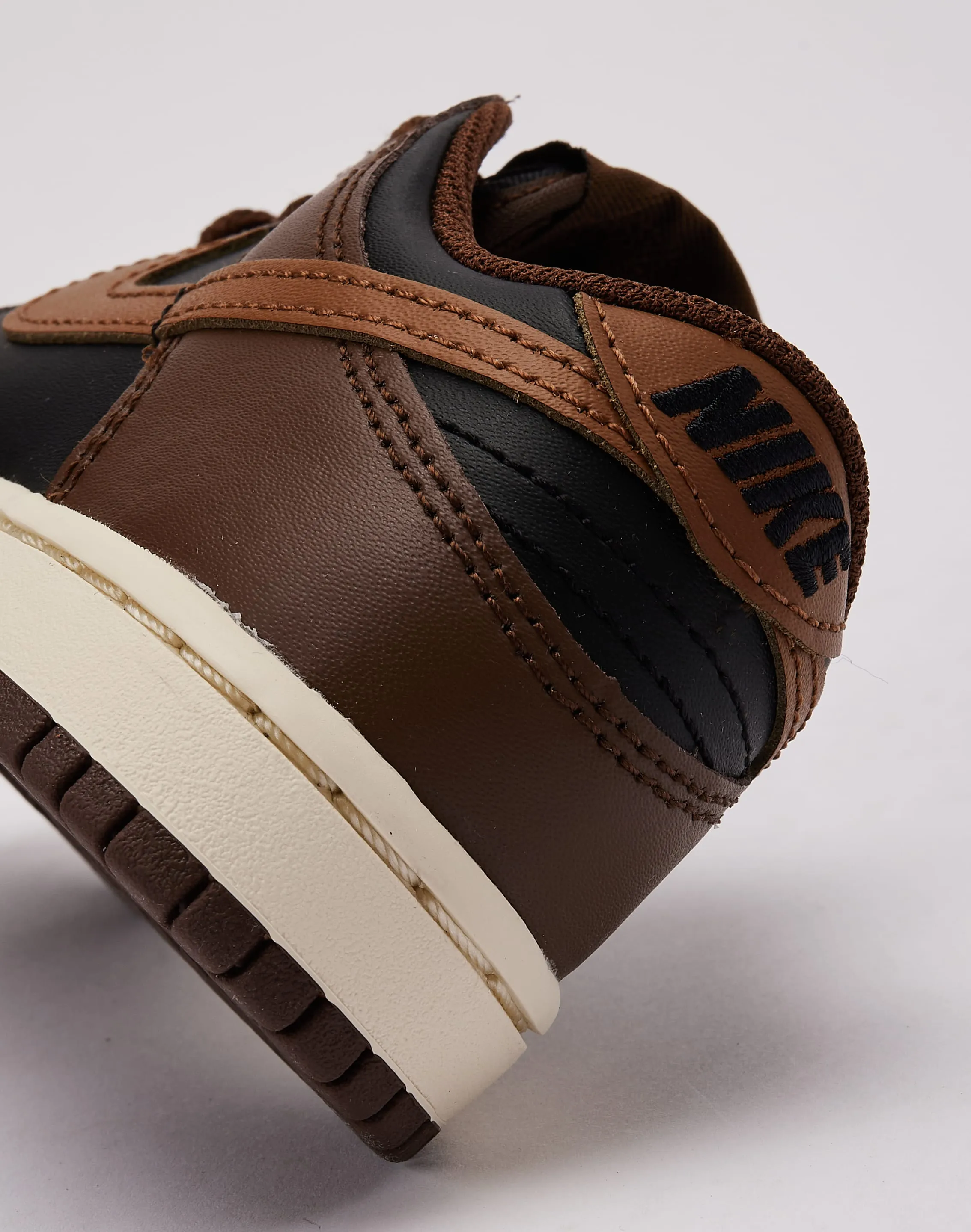 Nike Dunk Low Pre-School Speed Sneakers