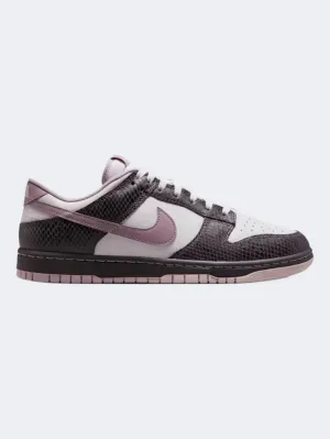 Nike Dunk Low SE Men Lifestyle Shoes Medium Ash/Grey Essential mens casual shoes for comfort