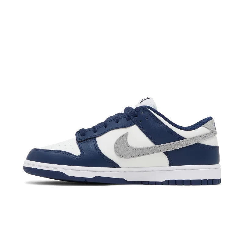 Nike Dunk Low Summit White Midnight Navy Nike sneakers in limited color packs