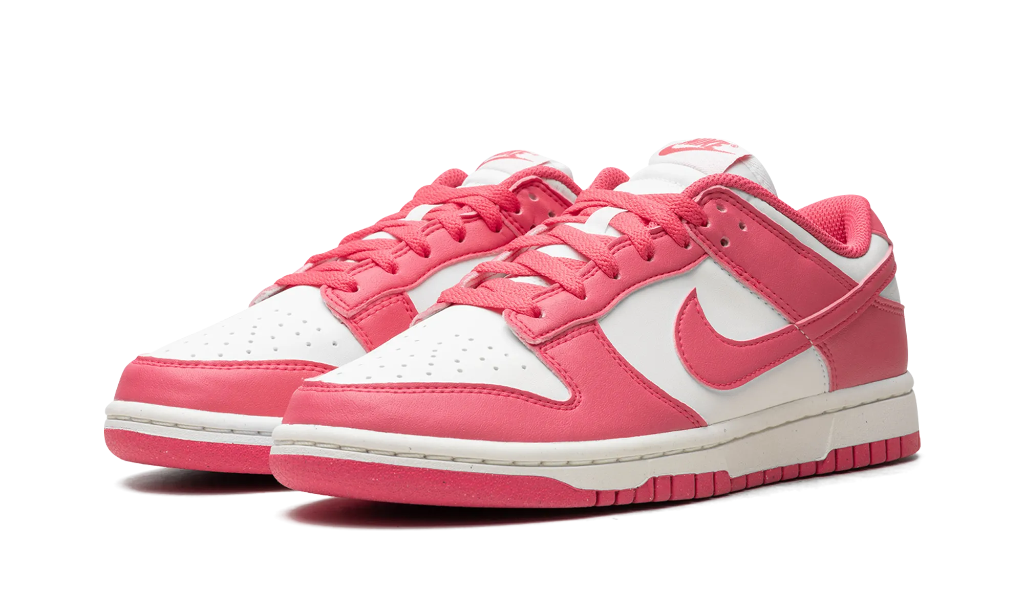 Nike Dunk Low. WMNS "Pink" nike womens breathable trainers