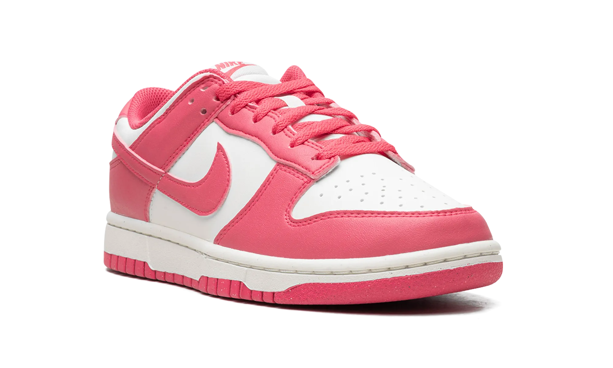 Nike Dunk Low. WMNS "Pink" nike womens breathable trainers