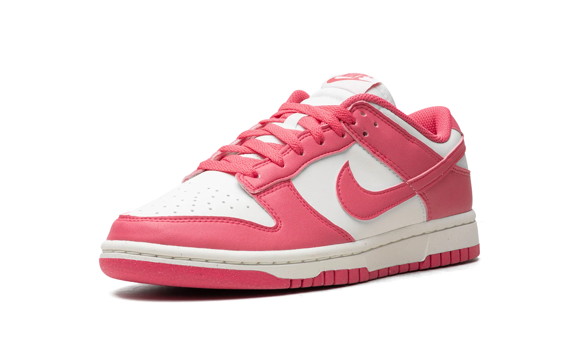 Nike Dunk Low. WMNS "Pink" nike womens breathable trainers
