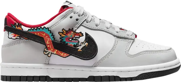 Nike Dunk Low Year Of The Dragon (GS) Nike Dunk sneakers with vintage style