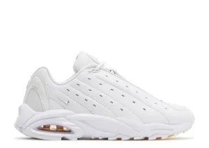 Nike Hot Step Air Terra Drake NOCTA White Nike athletic shoes with flyknit design