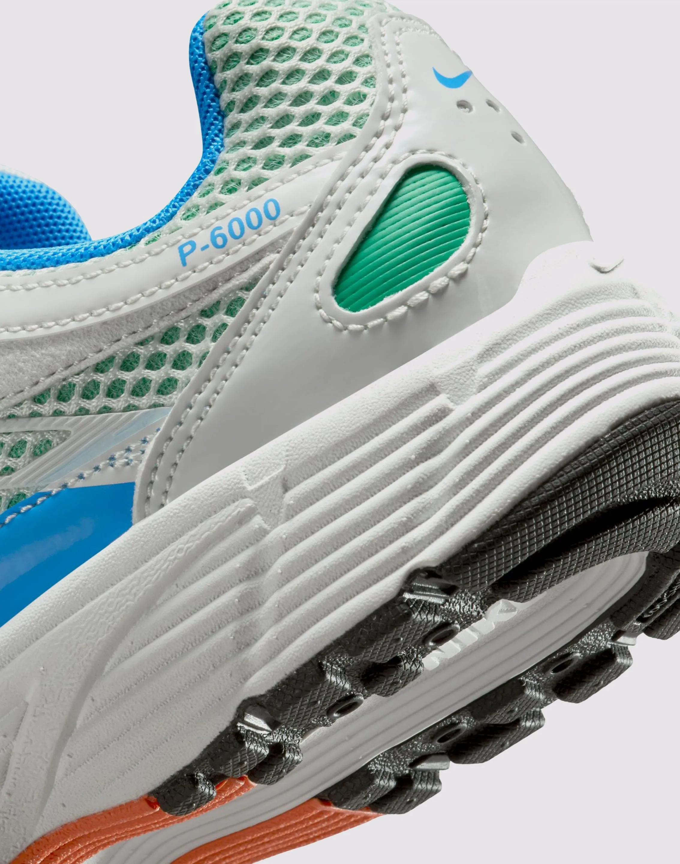 Nike P-6000 Grade-School Speed Sneakers
