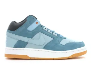 Nike SB Delta Force 3/4 Supreme Aspen Nike shoes with all-day comfort support
