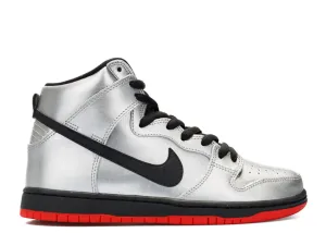 Nike SB Dunk High Steel Reserve Nike sporty look with timeless feel