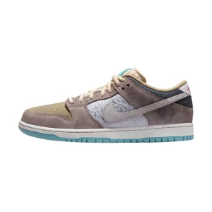 Nike SB Dunk Low Big Money Savings Baroque Brown Summit White Sanddrift Dark Smoke Grey Paradise Aqua Nike Dunk sneakers with classic silhouette