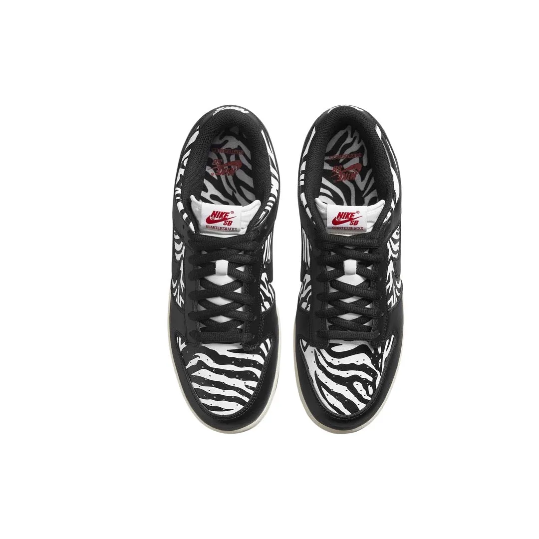 Nike SB Dunk Low OG QS Quartersnacks Iconic Sneakers
