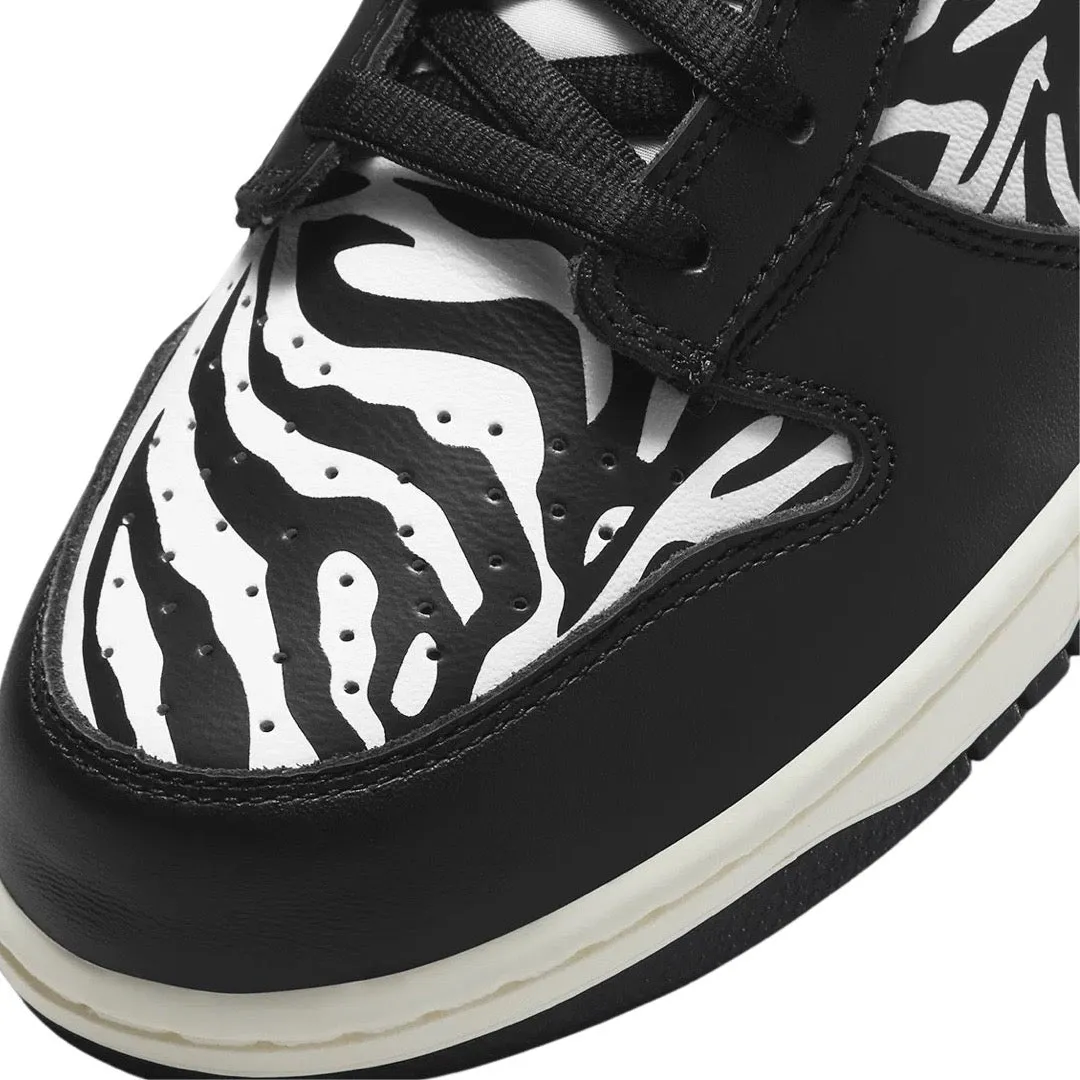 Nike SB Dunk Low OG QS Quartersnacks Iconic Sneakers