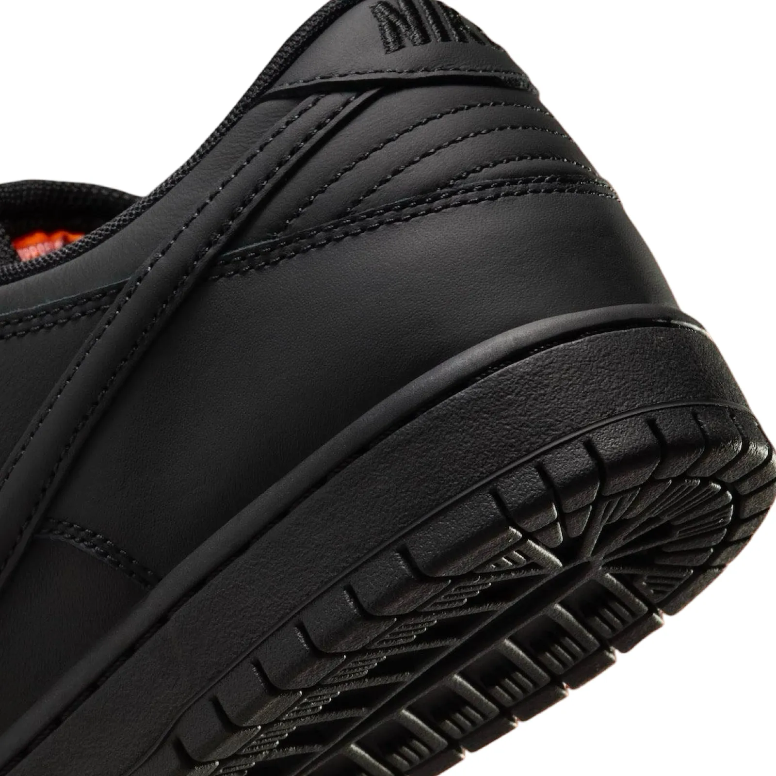 Nike SB Dunk Low Pro Black Black Iconic Sneakers