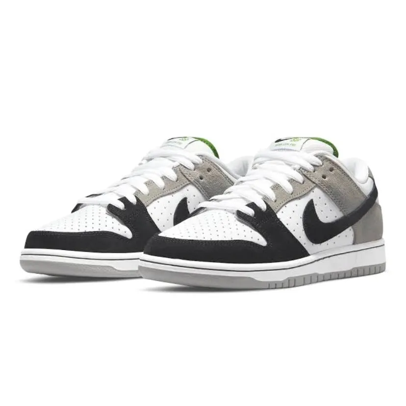 Nike SB Dunk Low Pro Chlorophyll GREY/WHITE-CHLOROPHYLL-BLACKc Nike Dunk sneakers with classic silhouette