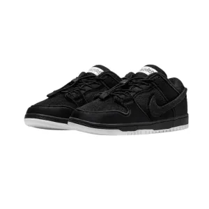Nike SB Dunk Low Pro QS Gnarhunters Black Black White Nike Dunk