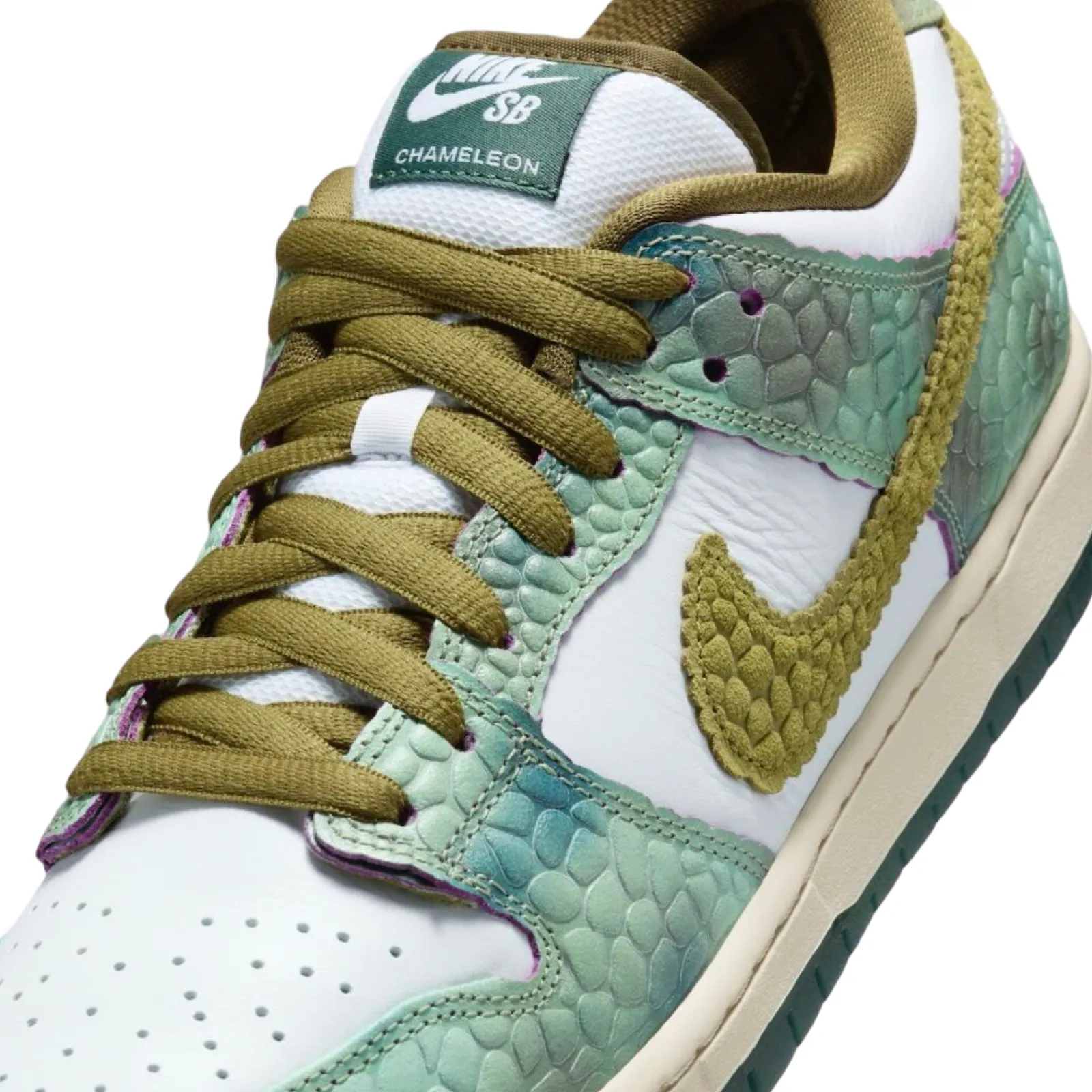 Nike SB Dunk Low Pro QS Oil Green Desert Moss White Iconic Sneakers