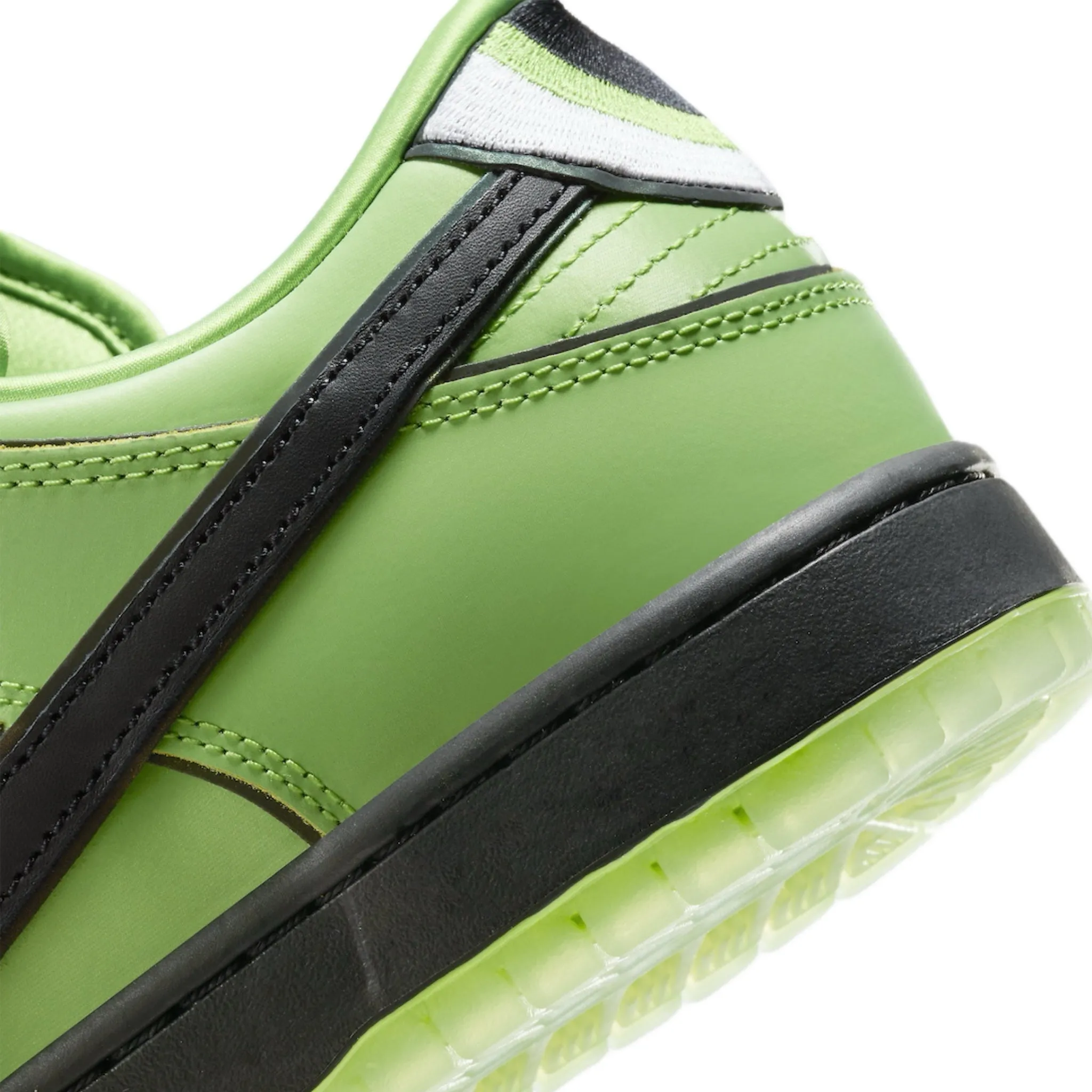 Nike SB Dunk Low (PS) The Powerpuff Girls Buttercup Mean Green Black Lotus Pink Iconic Sneakers