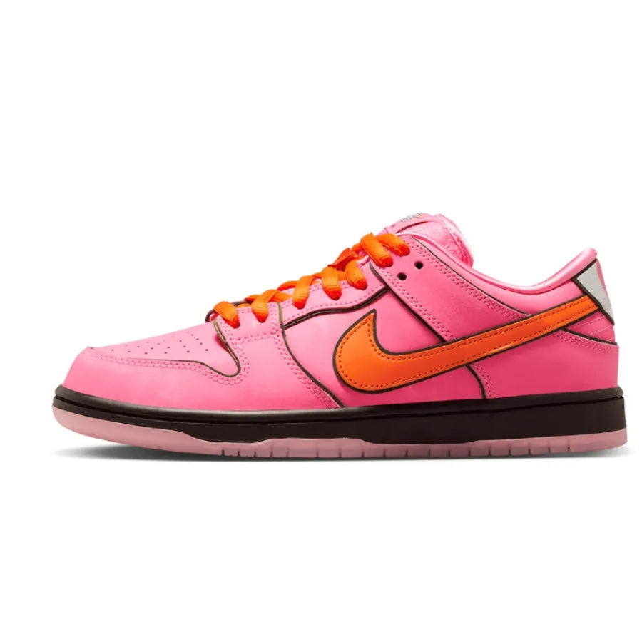 Nike SB Dunk Low The Powerpuff Girls Blossom Lotus Pink Digital Pink Medium Soft Pink Nike Dunk sneakers with classic silhouette