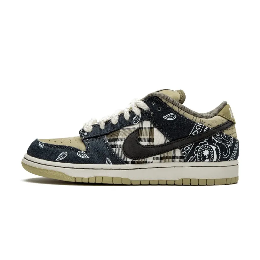 Nike SB Dunk Low Travis Scott 'Paisley' Black Black Parachute Beige Nike Dunk sneakers with classic silhouette