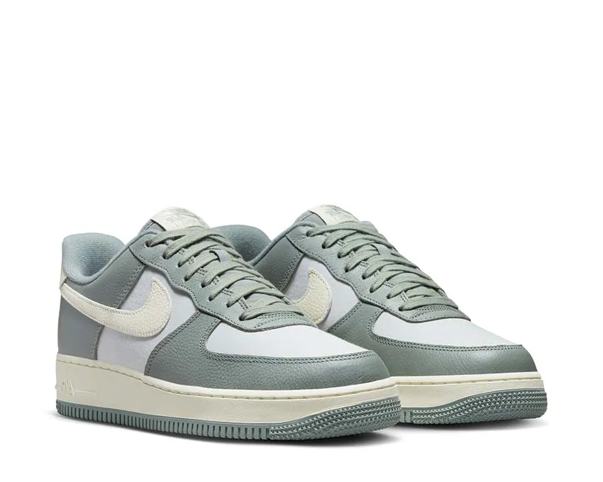 Nike Shoes Nike Air Force 1 07 LX