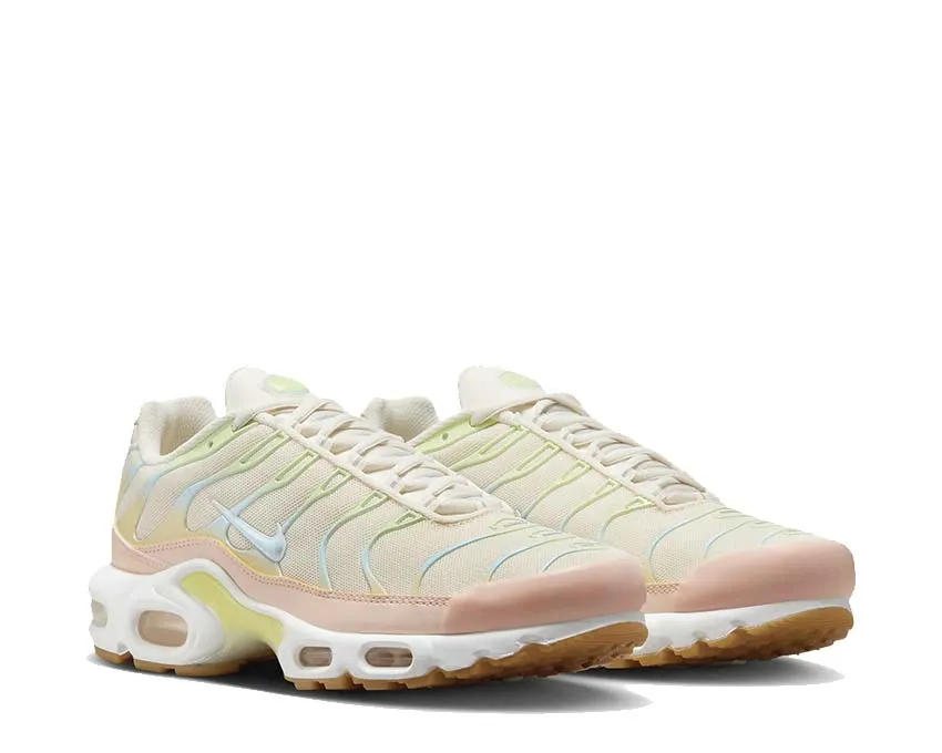 Nike Shoes Nike Air Max Plus W "Crimson Tint"