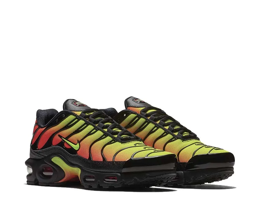 Nike Shoes Nike Air Max Plus W "Solar Red"
