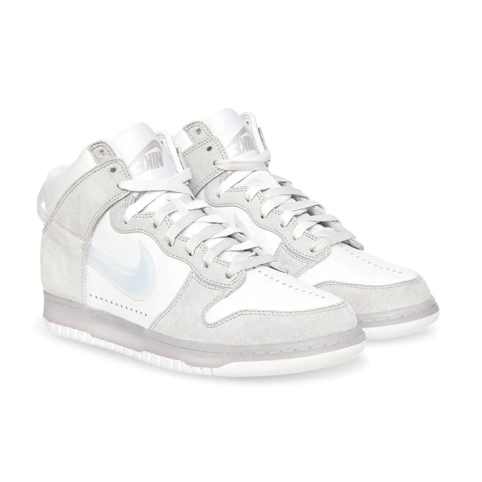 Nike Slam Jam Dunk High White Pure Platinum DA1639-100 Nike Dunk sneakers with classic silhouette