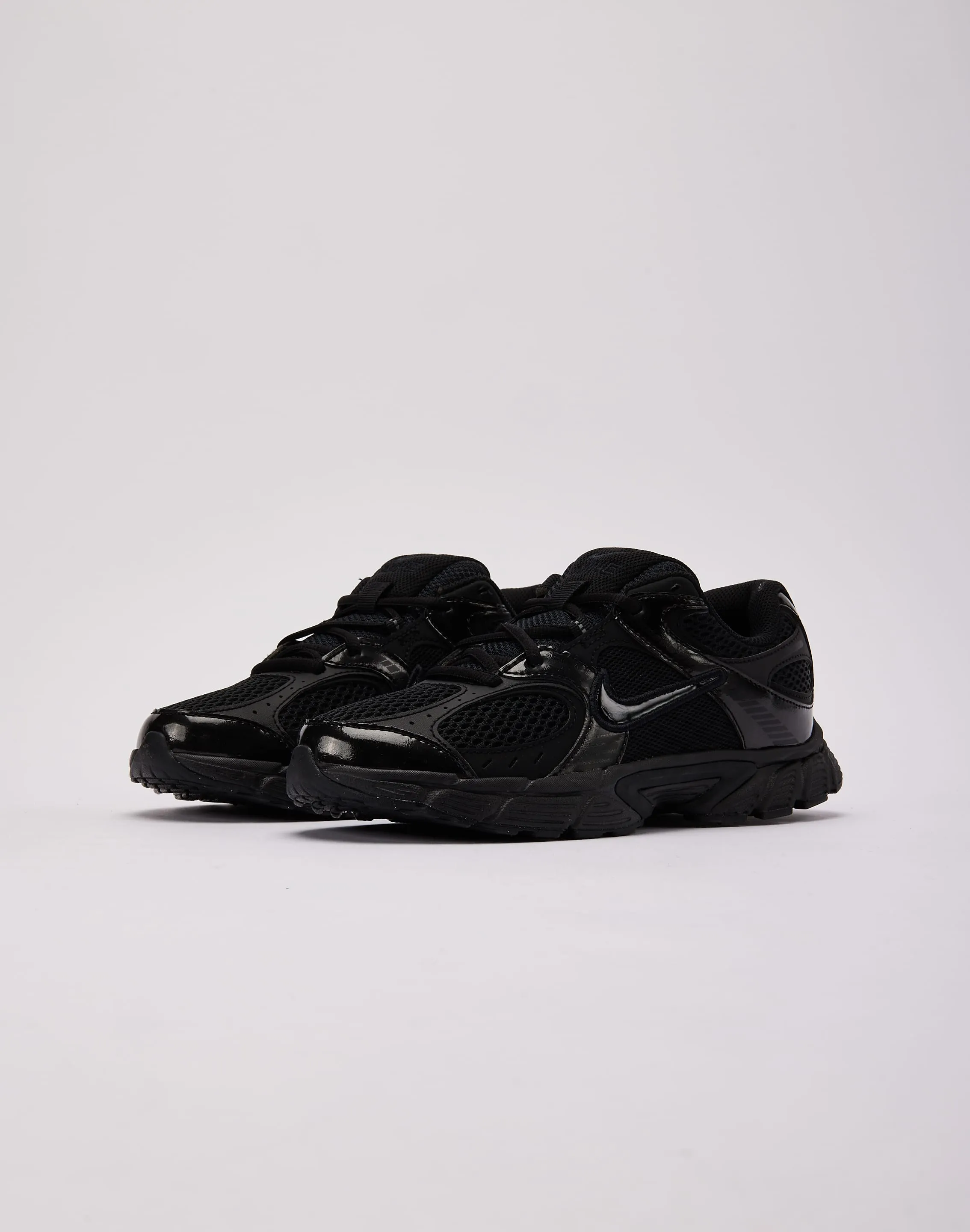 Nike V5 RNR Grade-School Speed Sneakers