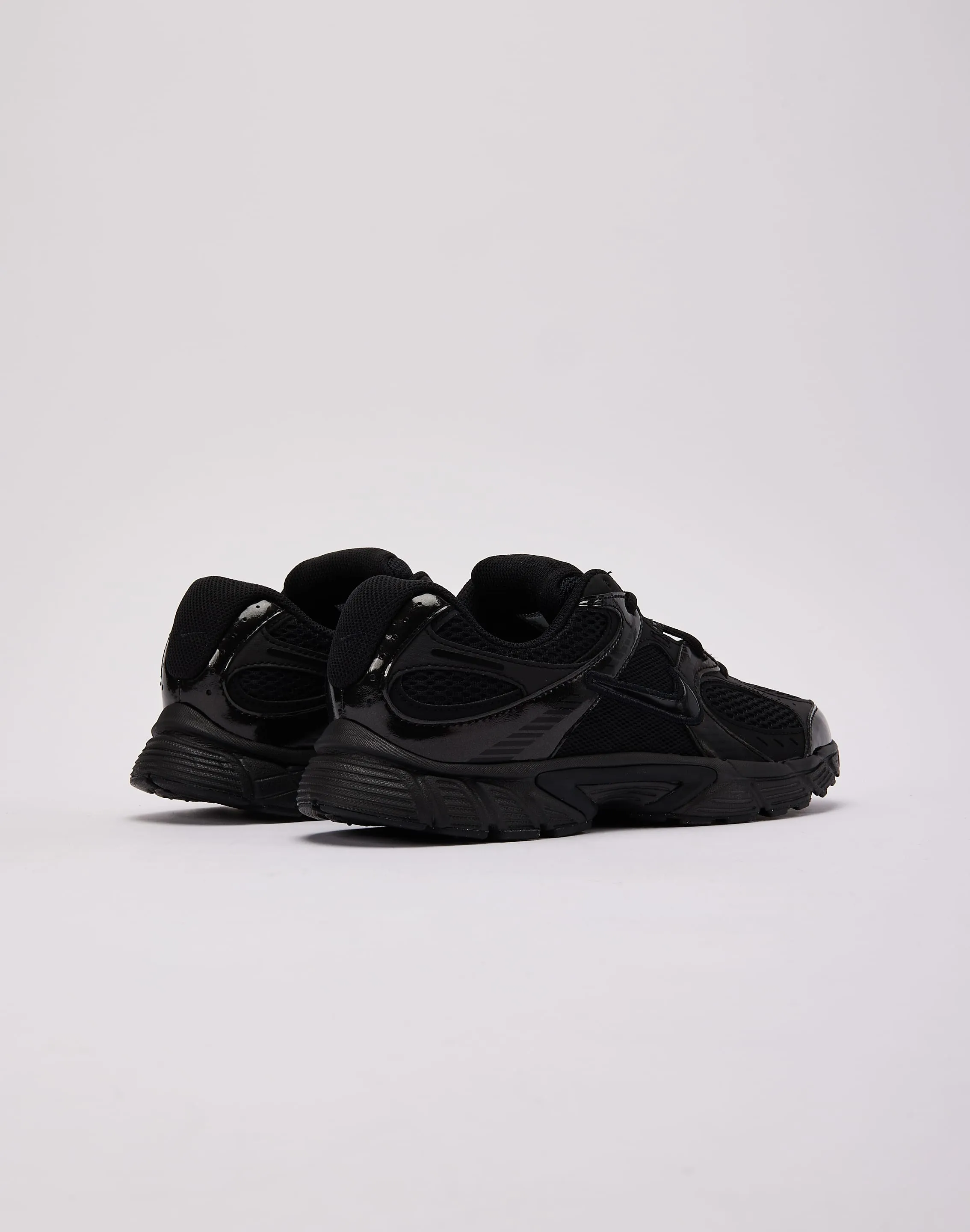 Nike V5 RNR Grade-School Speed Sneakers