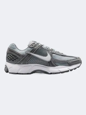 Nike Zoom Vomero 5 Men Lifestyle Shoes Cool Grey/ White Essential mens casual shoes for comfort
