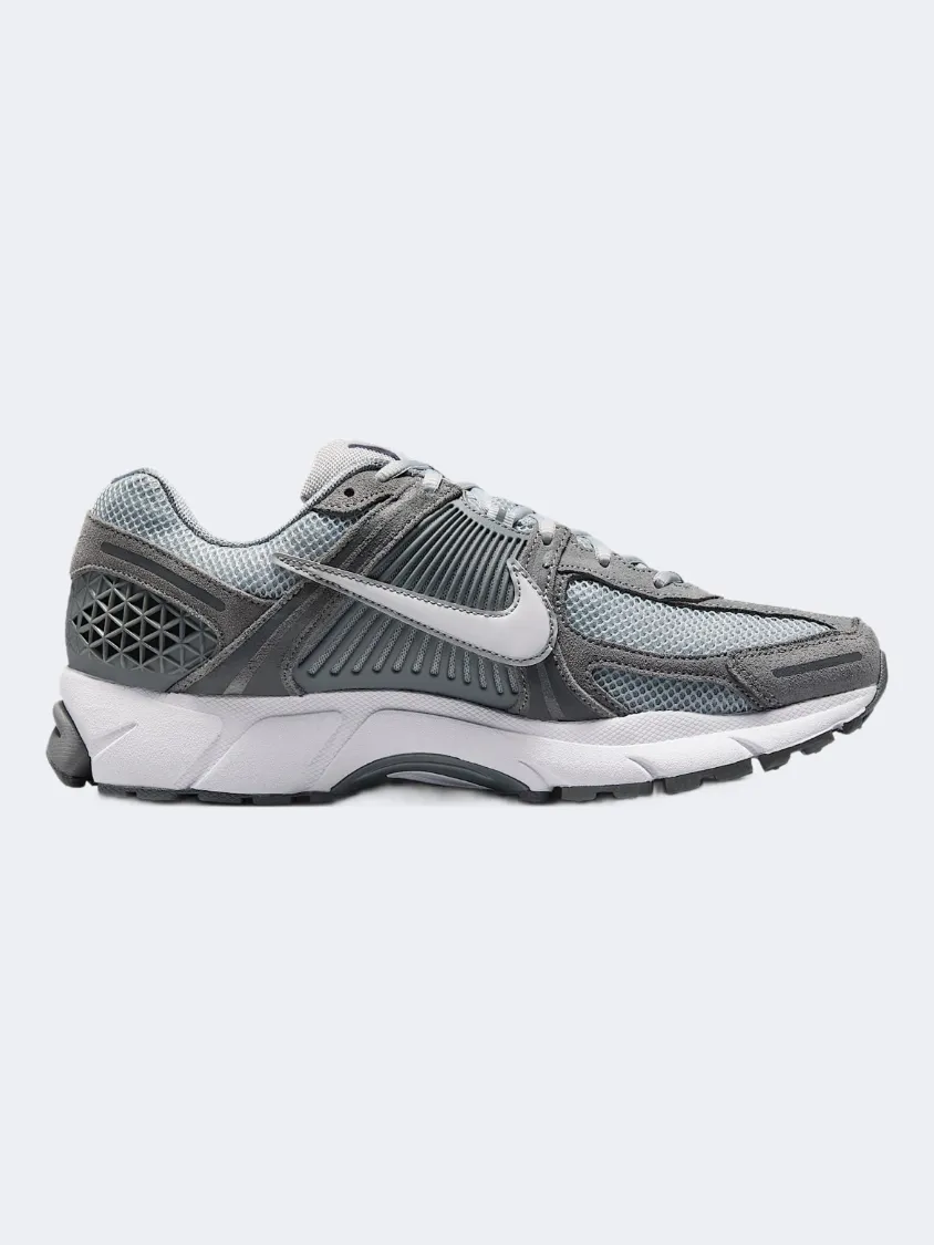 Nike Zoom Vomero 5 Men Lifestyle Shoes Cool Grey/ White Essential mens casual shoes for comfort