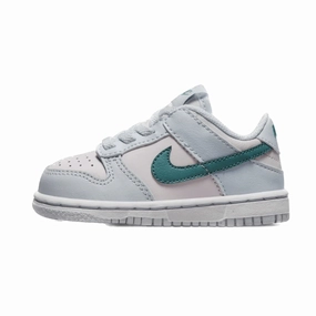 Nike Dunk Low SE (TD) Mineral Teal Football Grey Pearl Pink Mineral Teal Nike Dunk sneakers with classic silhouette