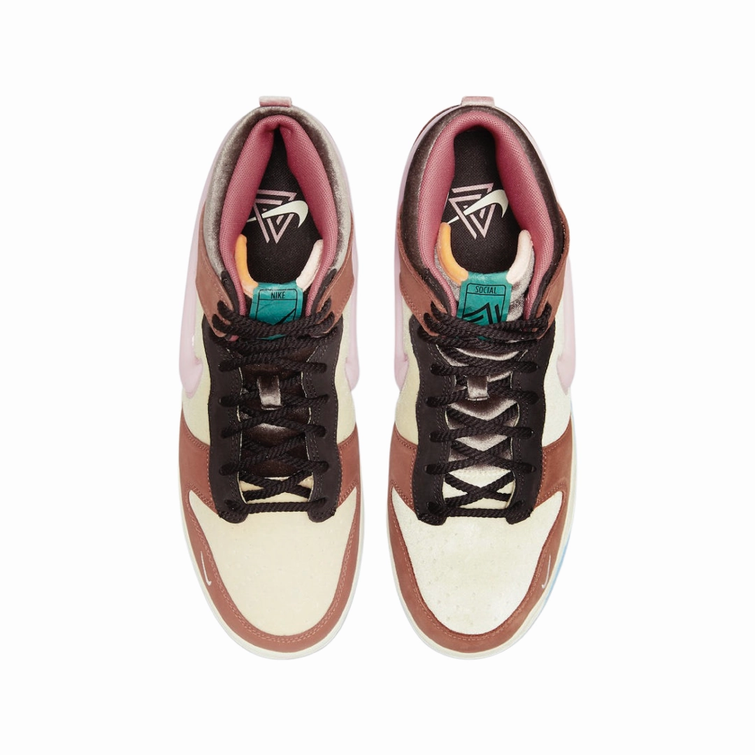 Nike Dunk Mid Social Status Med Soft Pink Iconic Sneakers