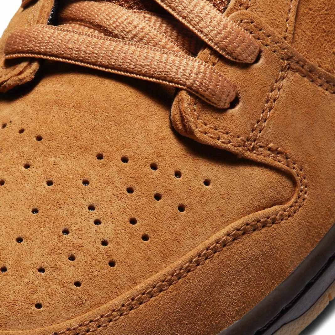 Nike Dunk SB Low Pro Flax Brown Iconic Sneakers