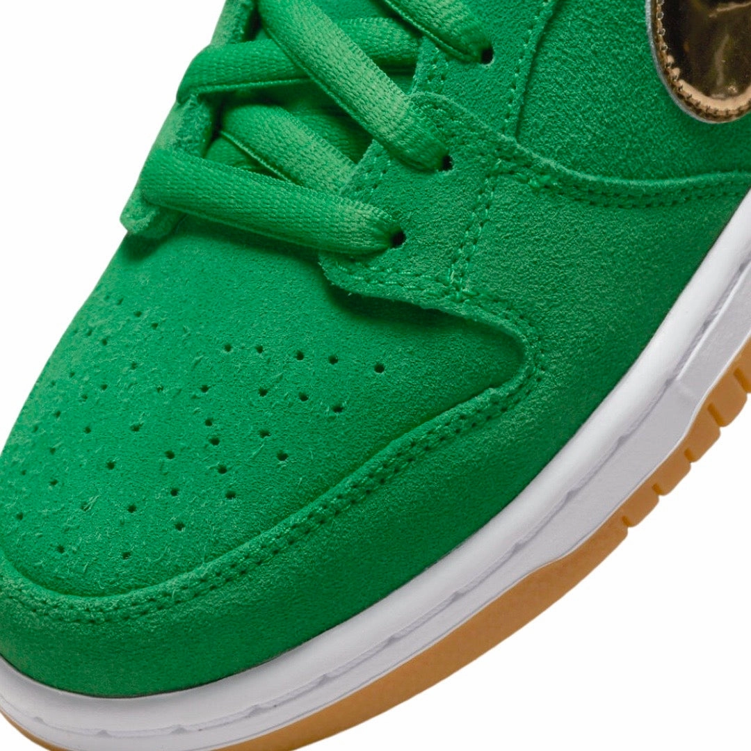 Nike Dunk SB Low Pro St Patricks (2022) Iconic Sneakers