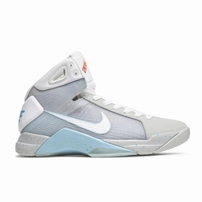 Nike Hyperdunk Marty McFly Jetstream White Photo Blue Nike Dunk sneakers with classic silhouette