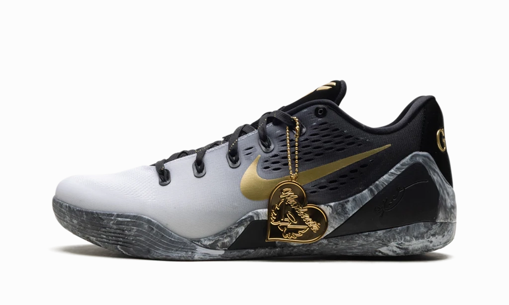 Nike Kobe 9 EM Low Protro "Mambacita" Nike Basketball shoes